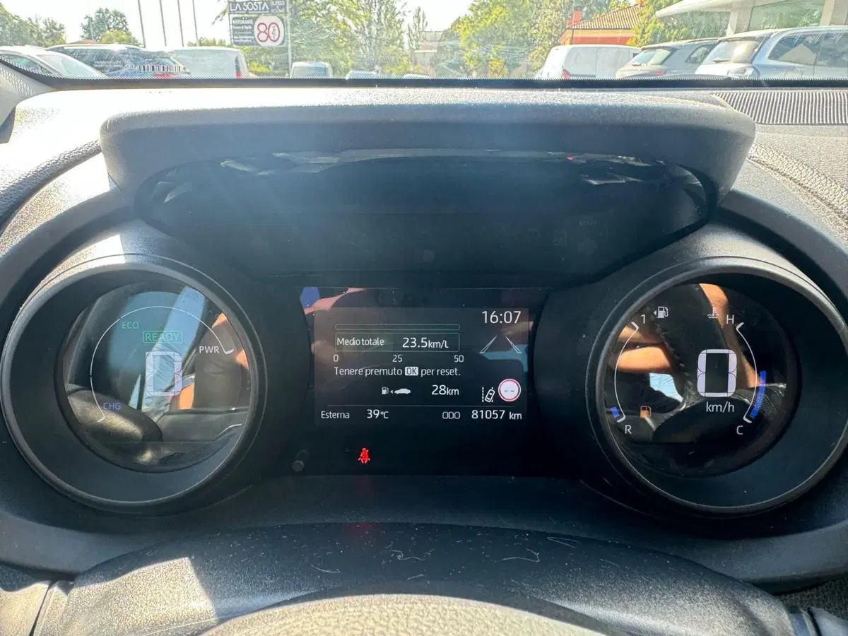 Toyota Yaris usata a Modena (10)