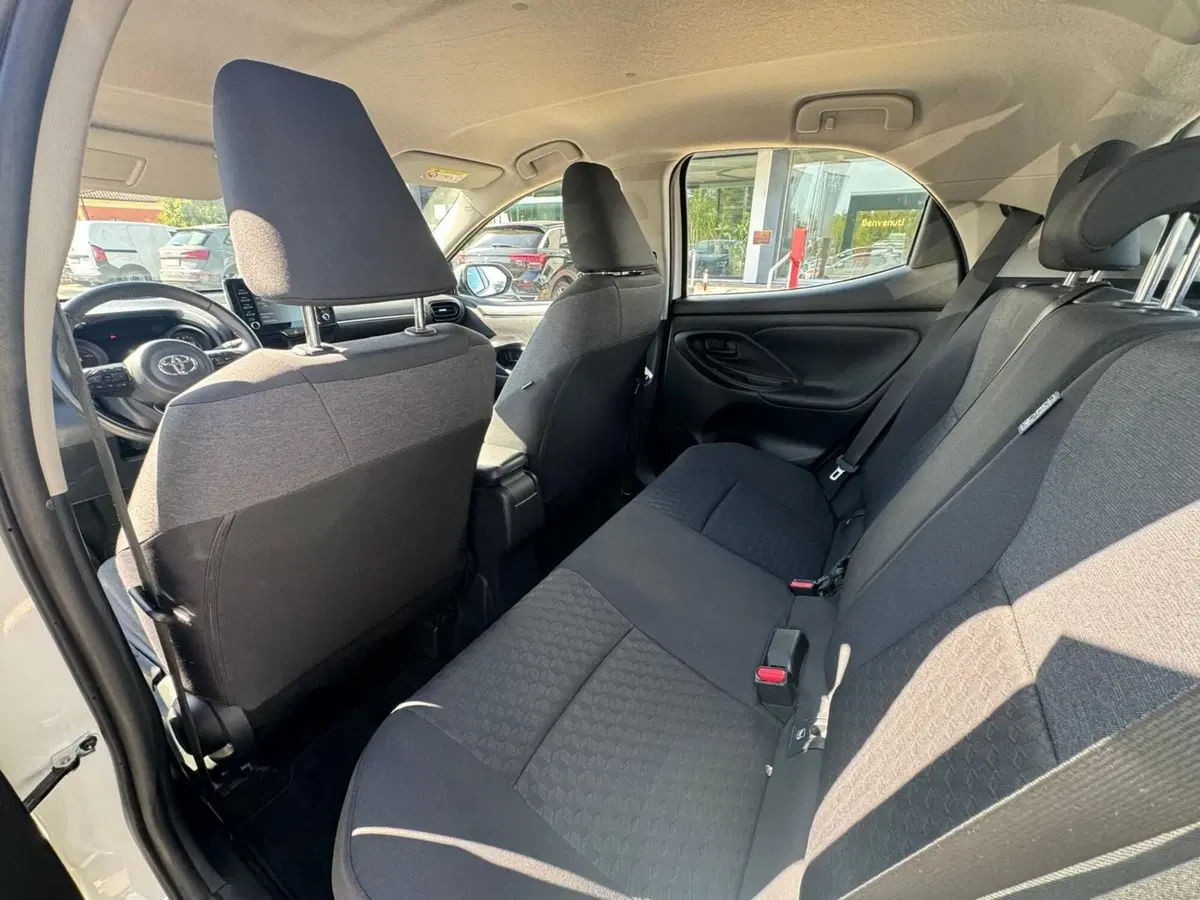 Toyota Yaris usata a Modena (14)