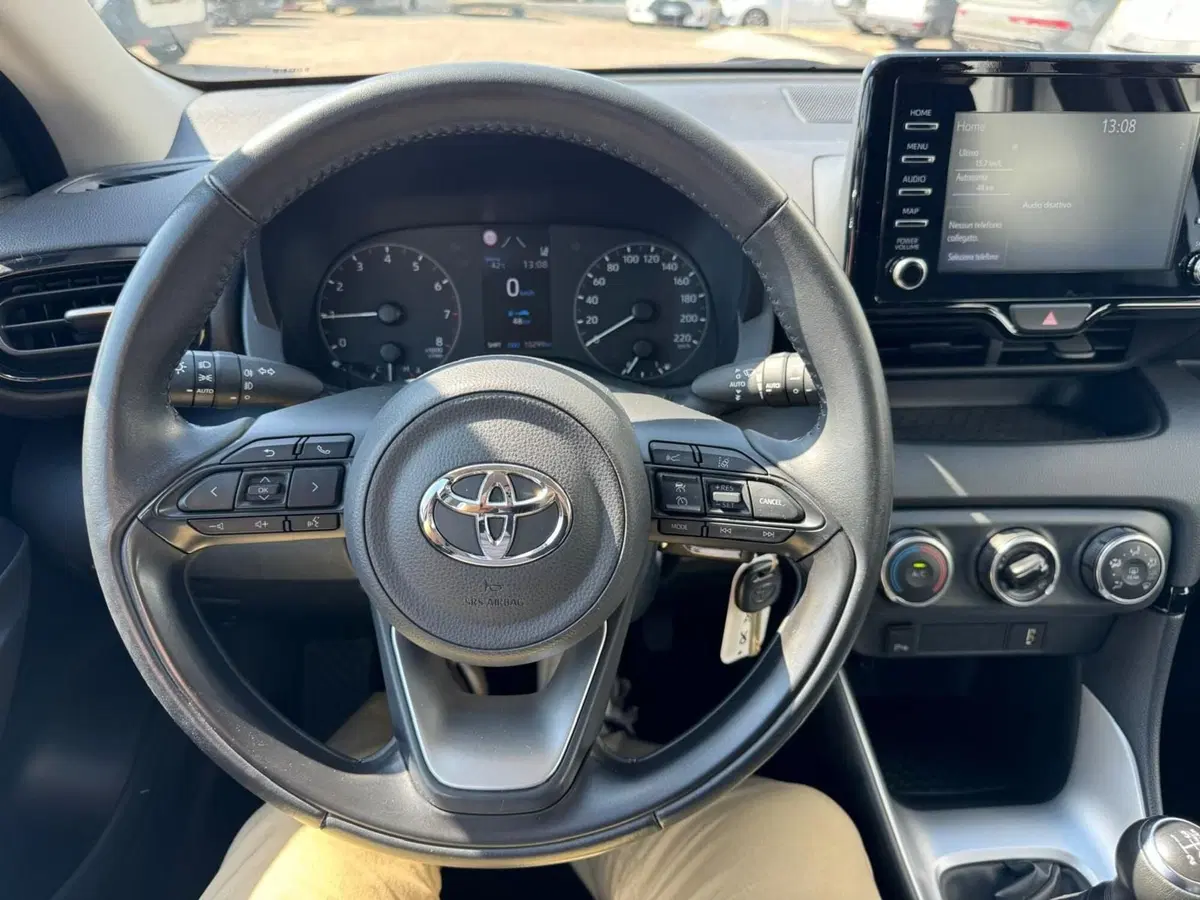 Toyota Yaris usata a Modena (11)
