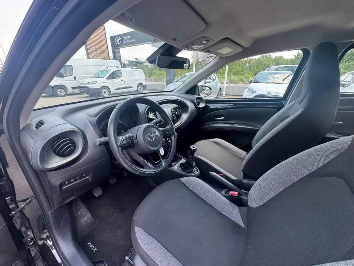 Toyota Aygo X usata a Modena (12)