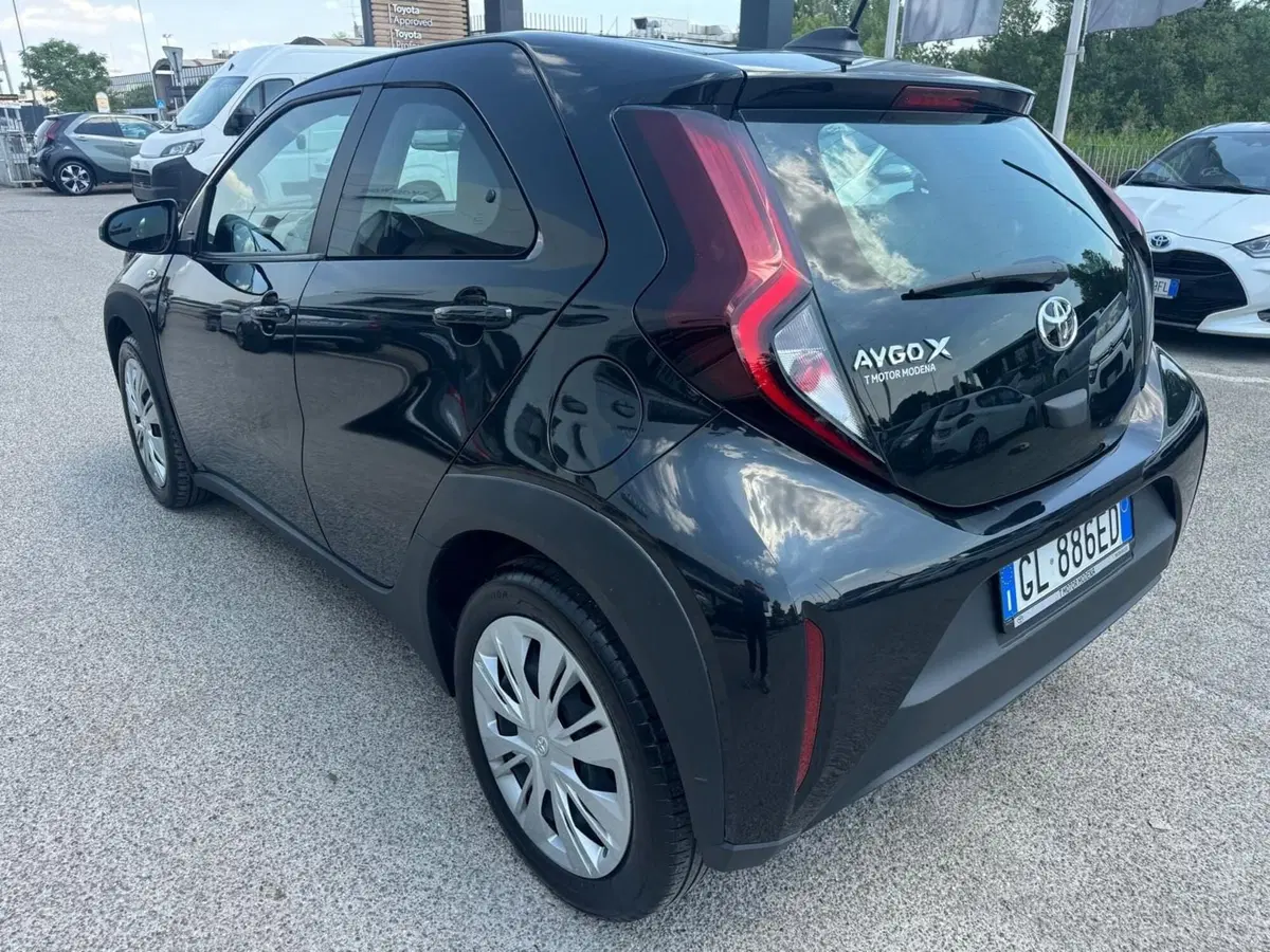 Toyota Aygo X usata a Modena (8)