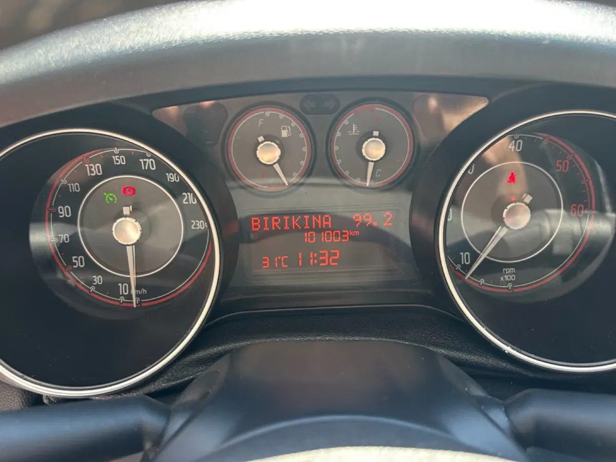 Fiat Punto usata a Bologna (10)