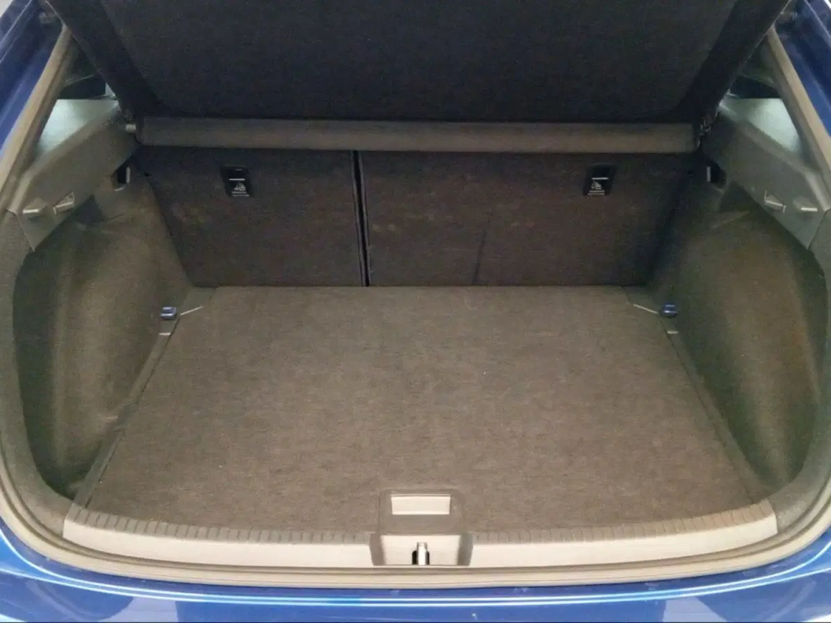 Volkswagen Taigo usata a Livorno (6)