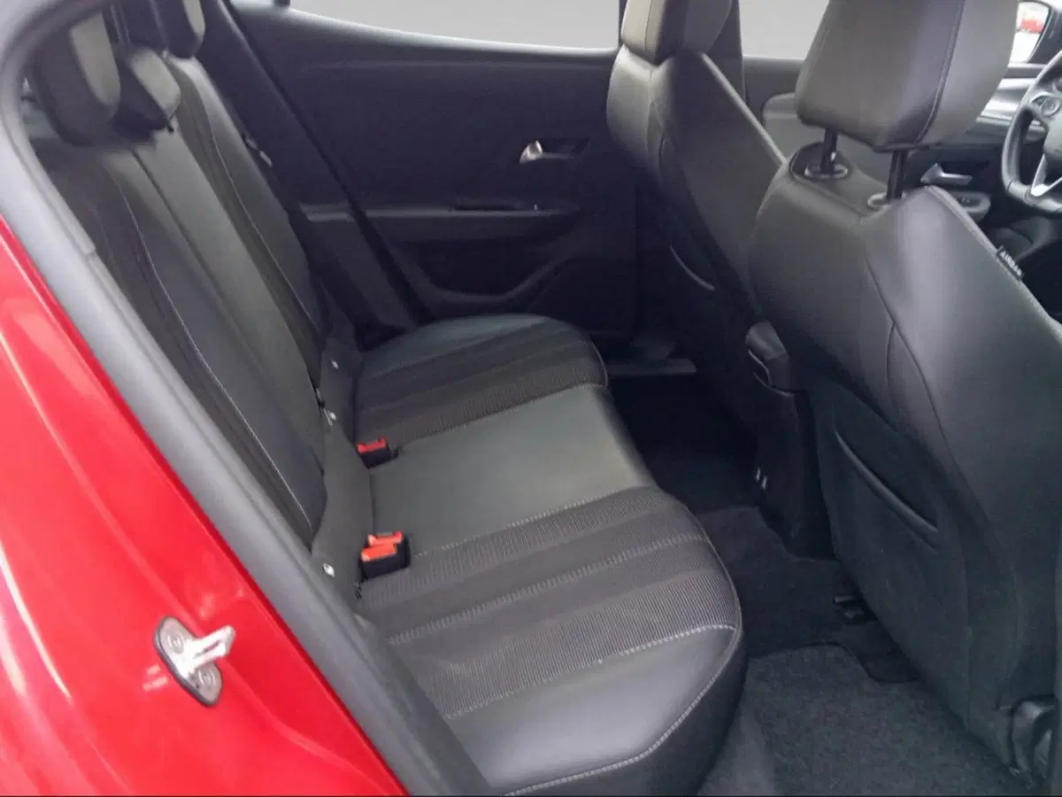 Opel Mokka usata a Pisa (15)
