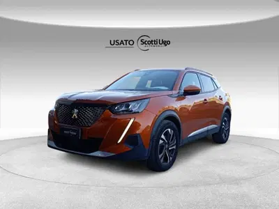 Peugeot 2008 PureTech 130 S&S Allure Pack del 2020 usata a Cascina
