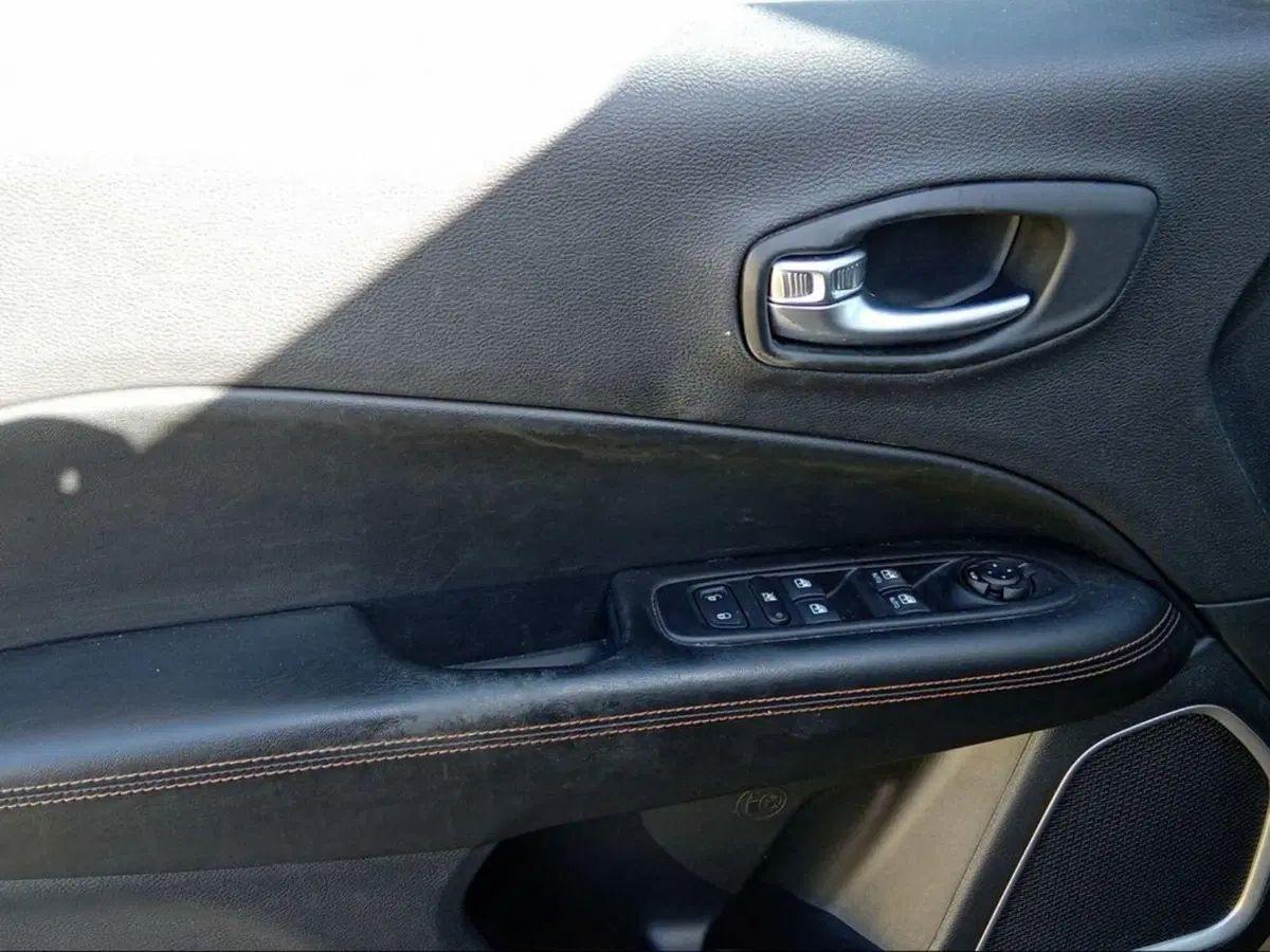 Jeep Compass usata a Pisa (17)
