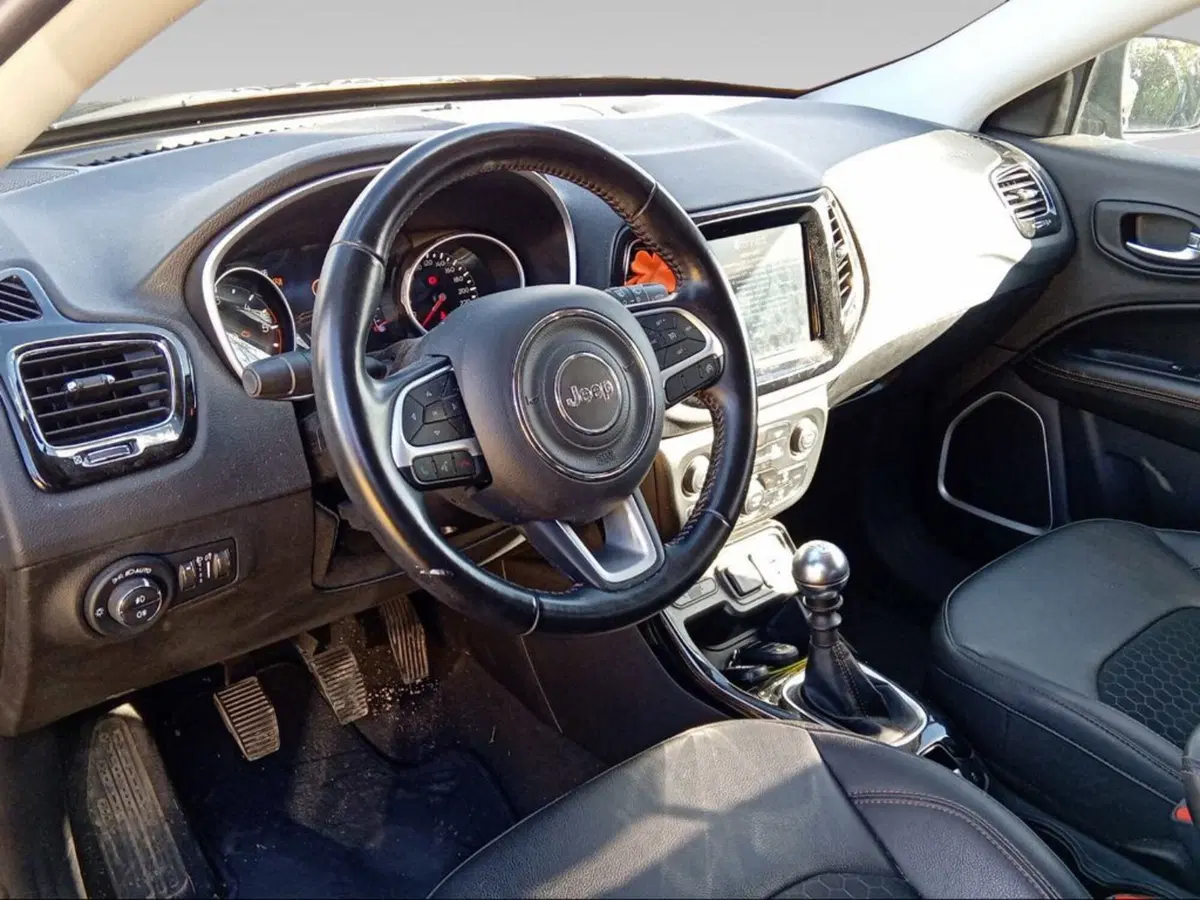 Jeep Compass usata a Pisa (9)