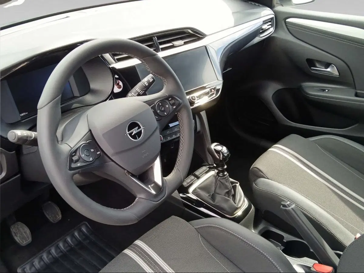 Opel Corsa usata a Pisa (13)