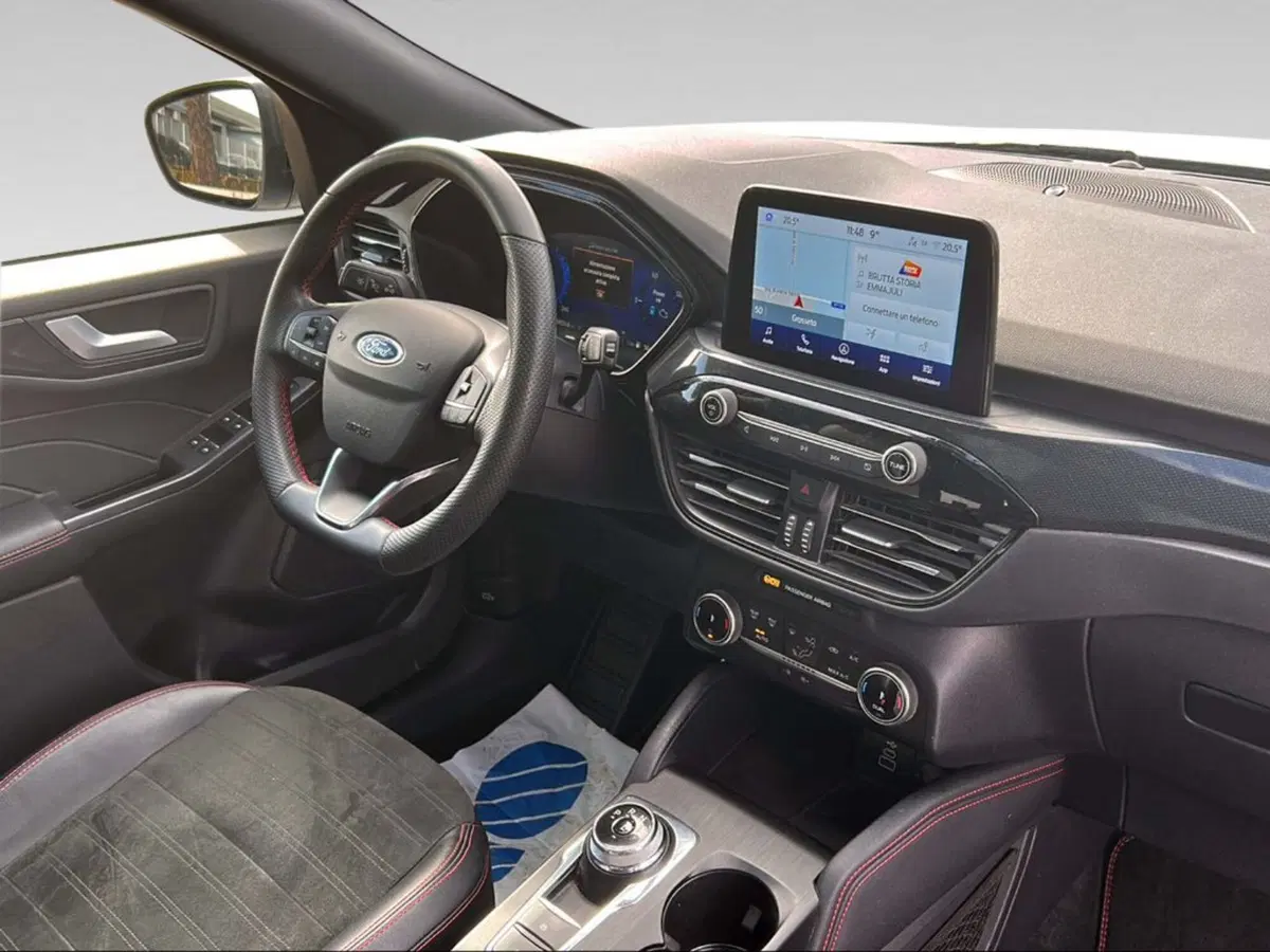 Ford Kuga usata a Pisa (12)