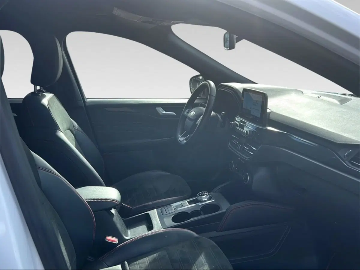 Ford Kuga usata a Pisa (13)