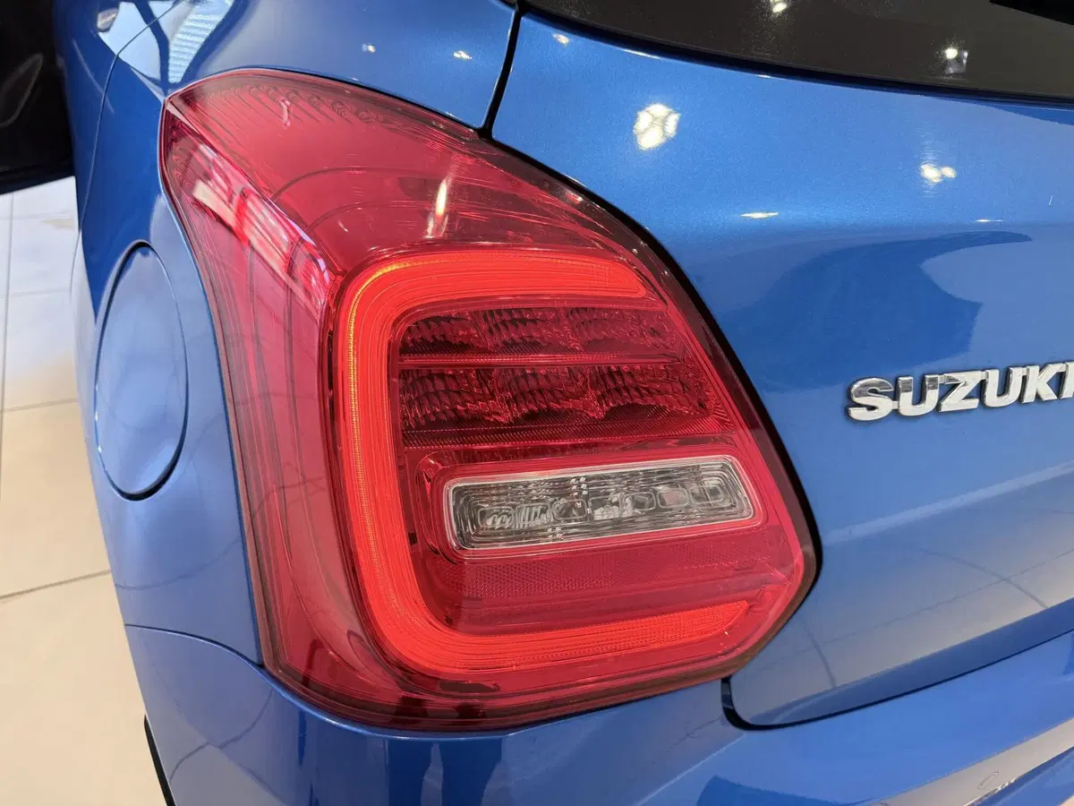 Suzuki Swift usata a Latina (8)