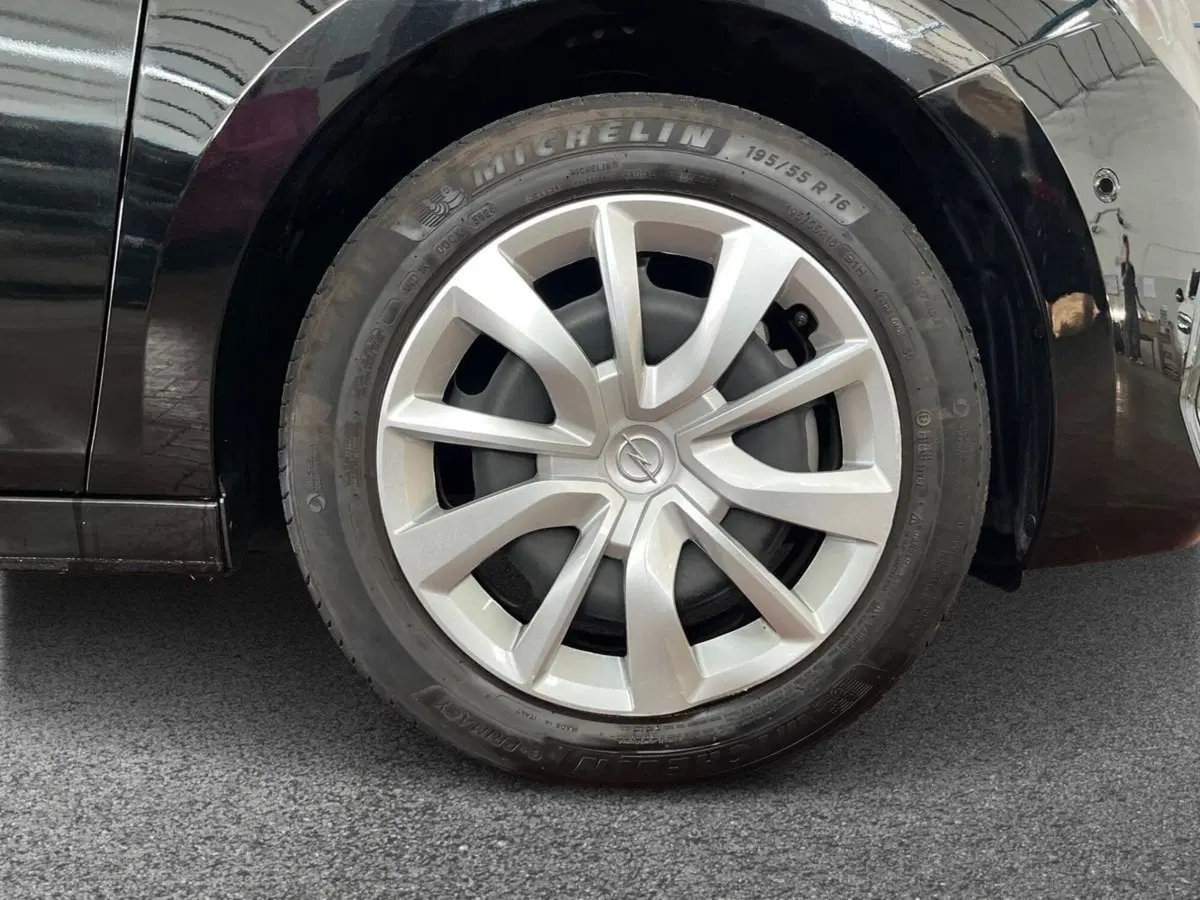 Opel Corsa usata a Bari (6)