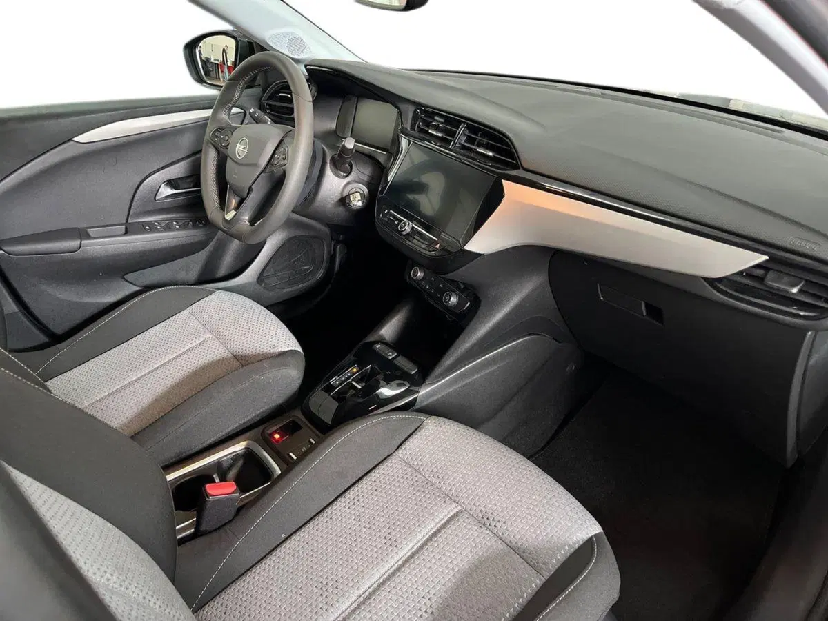 Opel Corsa usata a Bari (9)
