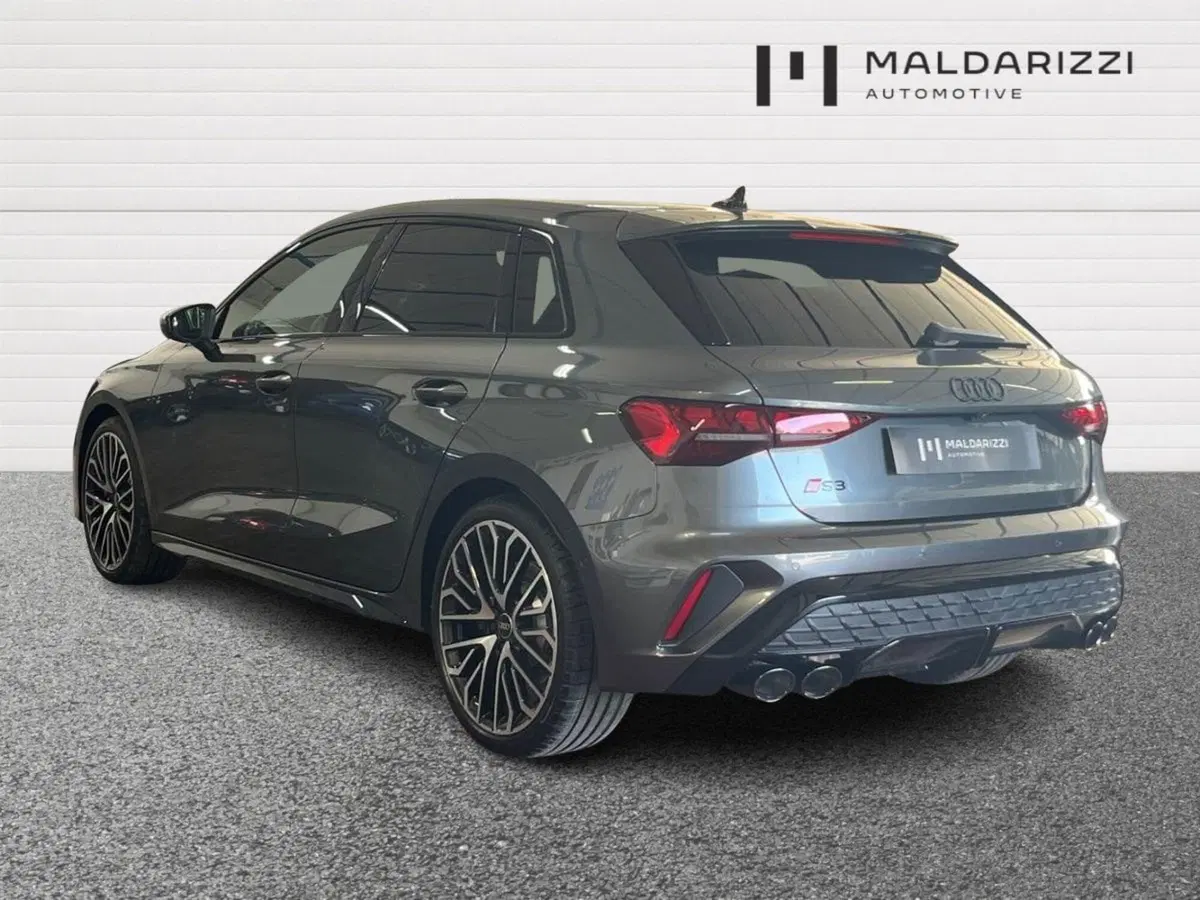 Audi A3 Sportback nuova a Bari (4)