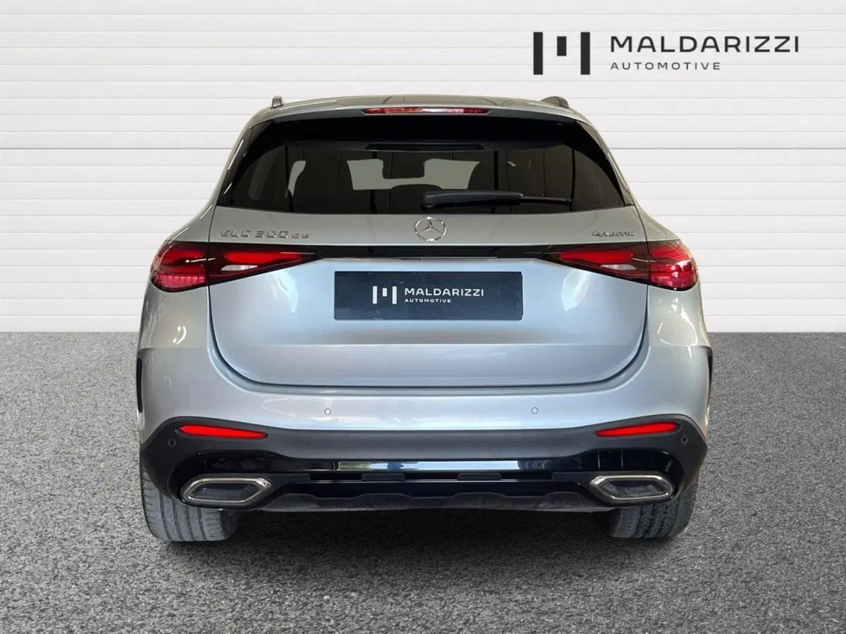 Mercedes-Benz GLC Coupé usata a Bari (3)