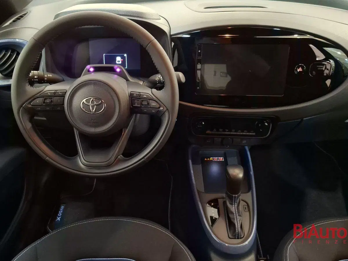 Toyota Aygo X nuova a Firenze (7)
