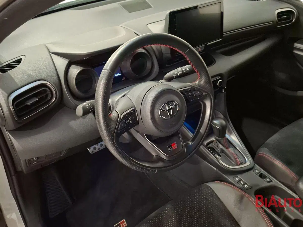 Toyota Yaris Cross usata a Firenze (7)