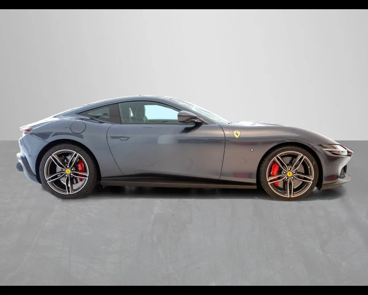 Ferrari Roma Spider usata a Padova (11)