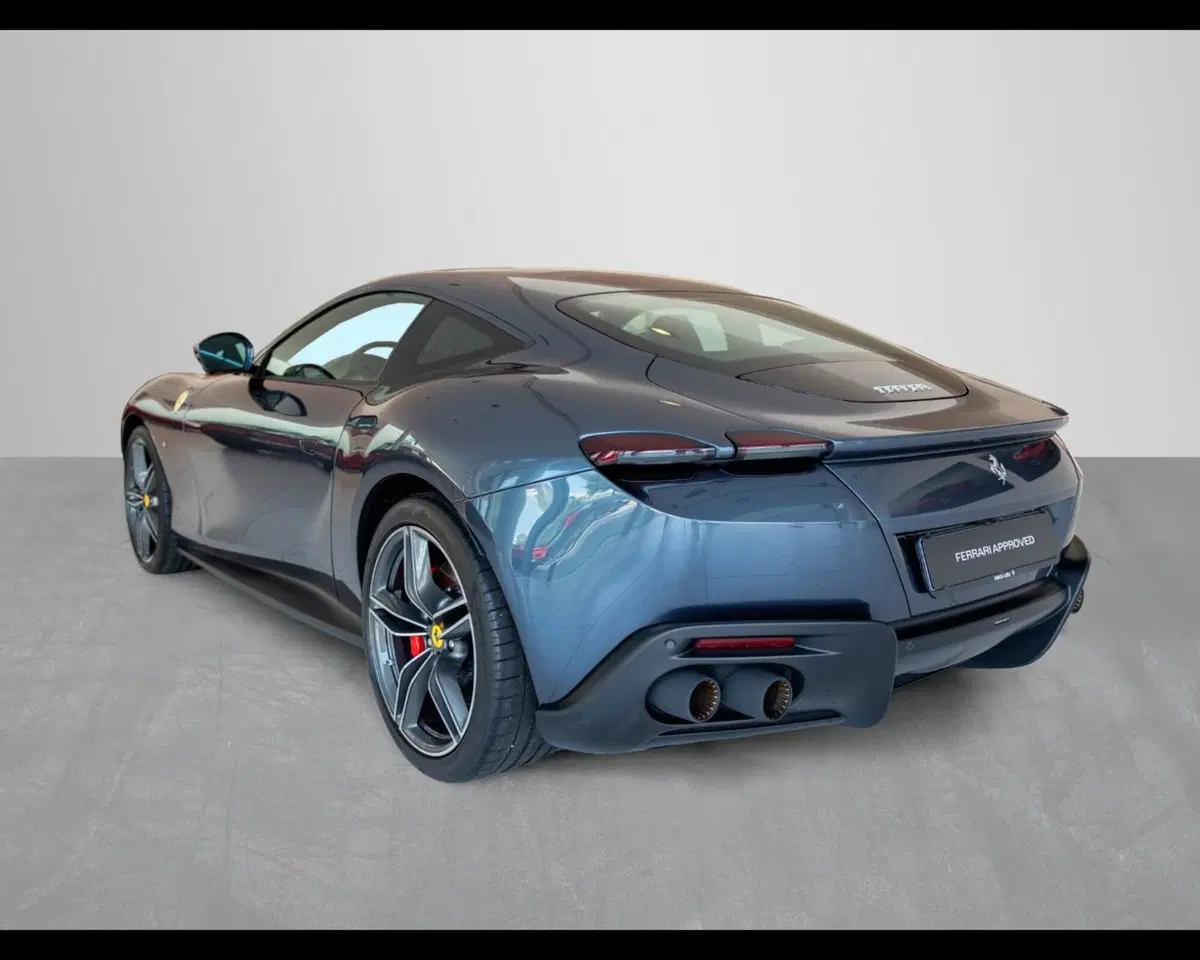 Ferrari Roma Spider usata a Padova (9)