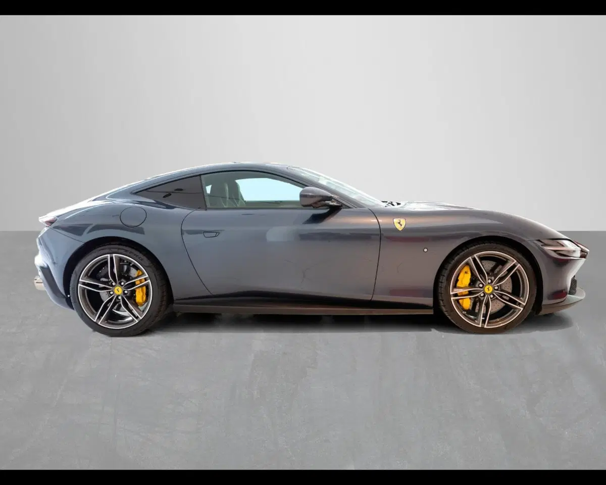 Ferrari Roma Spider usata a Padova (11)