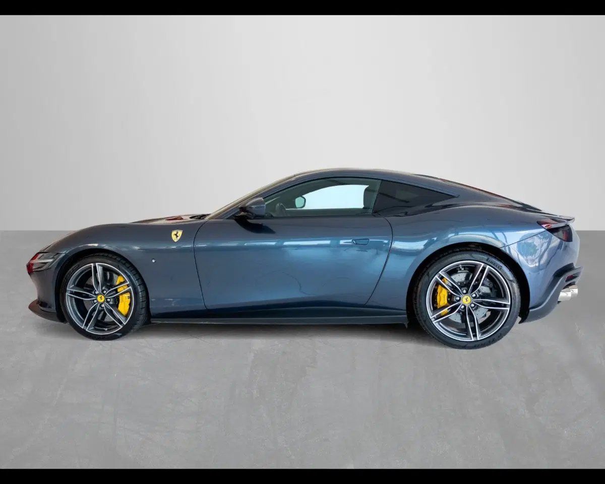Ferrari Roma Spider usata a Padova (3)