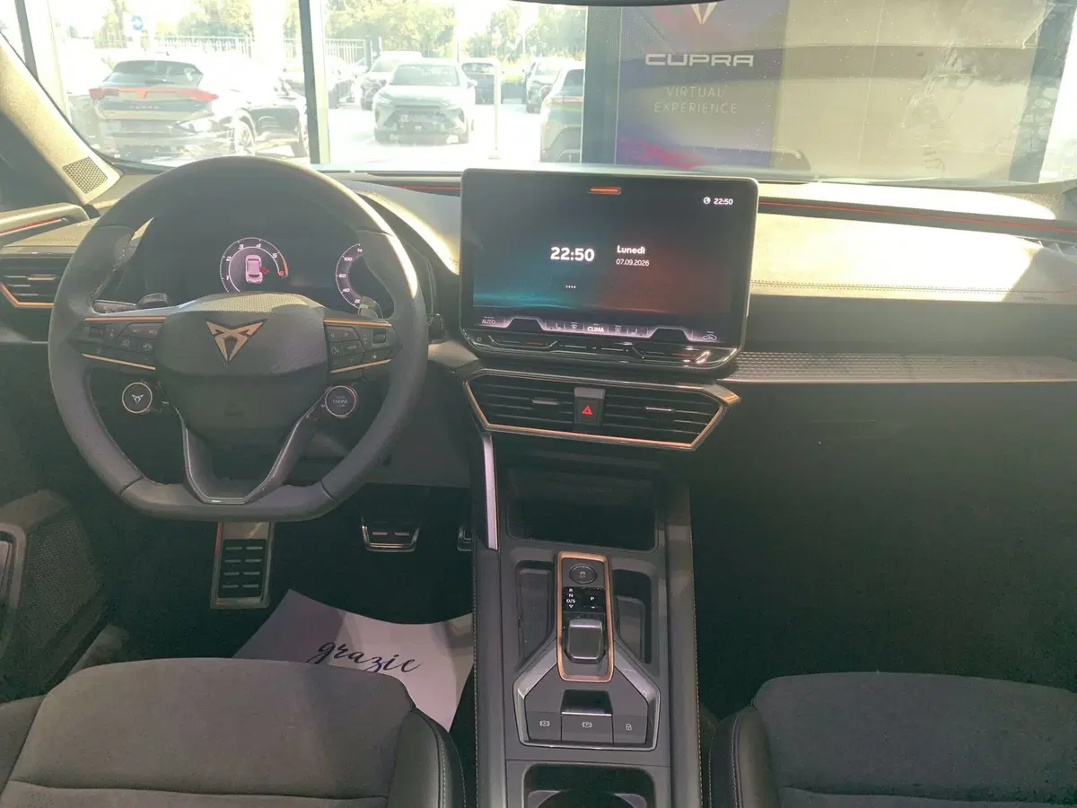 Cupra Formentor nuova a Ferrara (13)