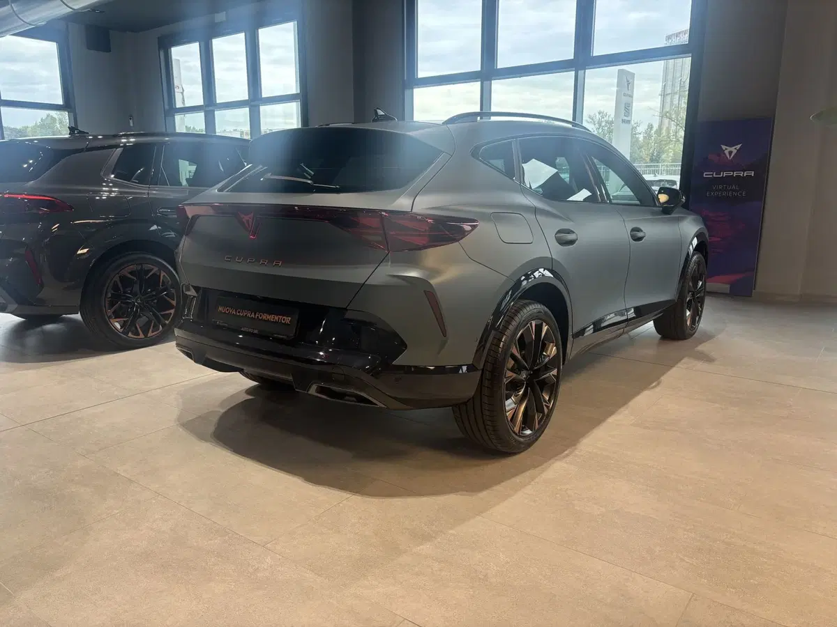 Cupra Formentor nuova a Ferrara (4)