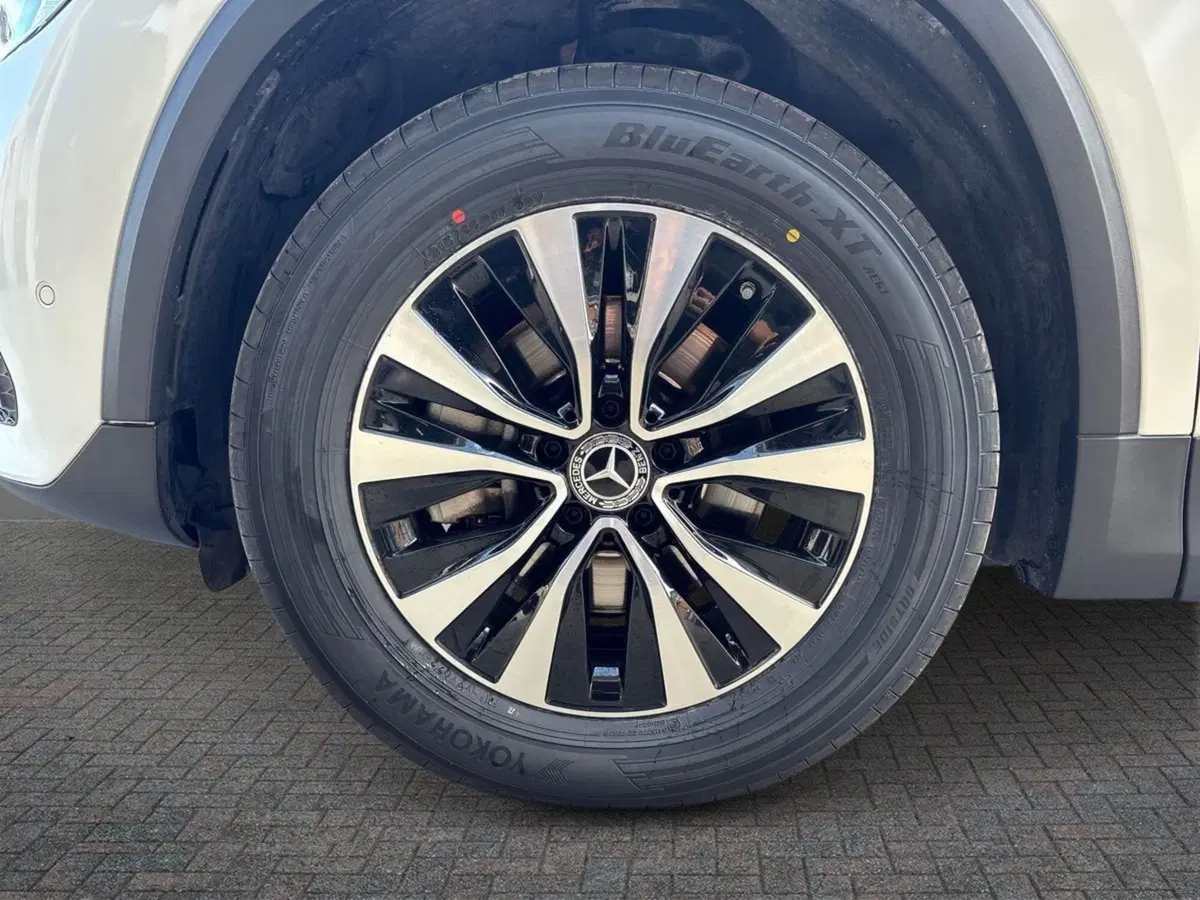Mercedes-Benz GLA SUV usata a Pescara (6)