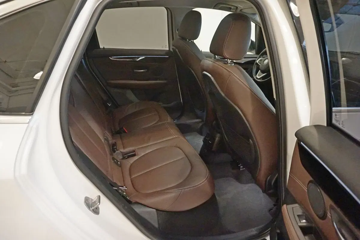 BMW Serie 2 Active Tourer usata a Pescara (10)