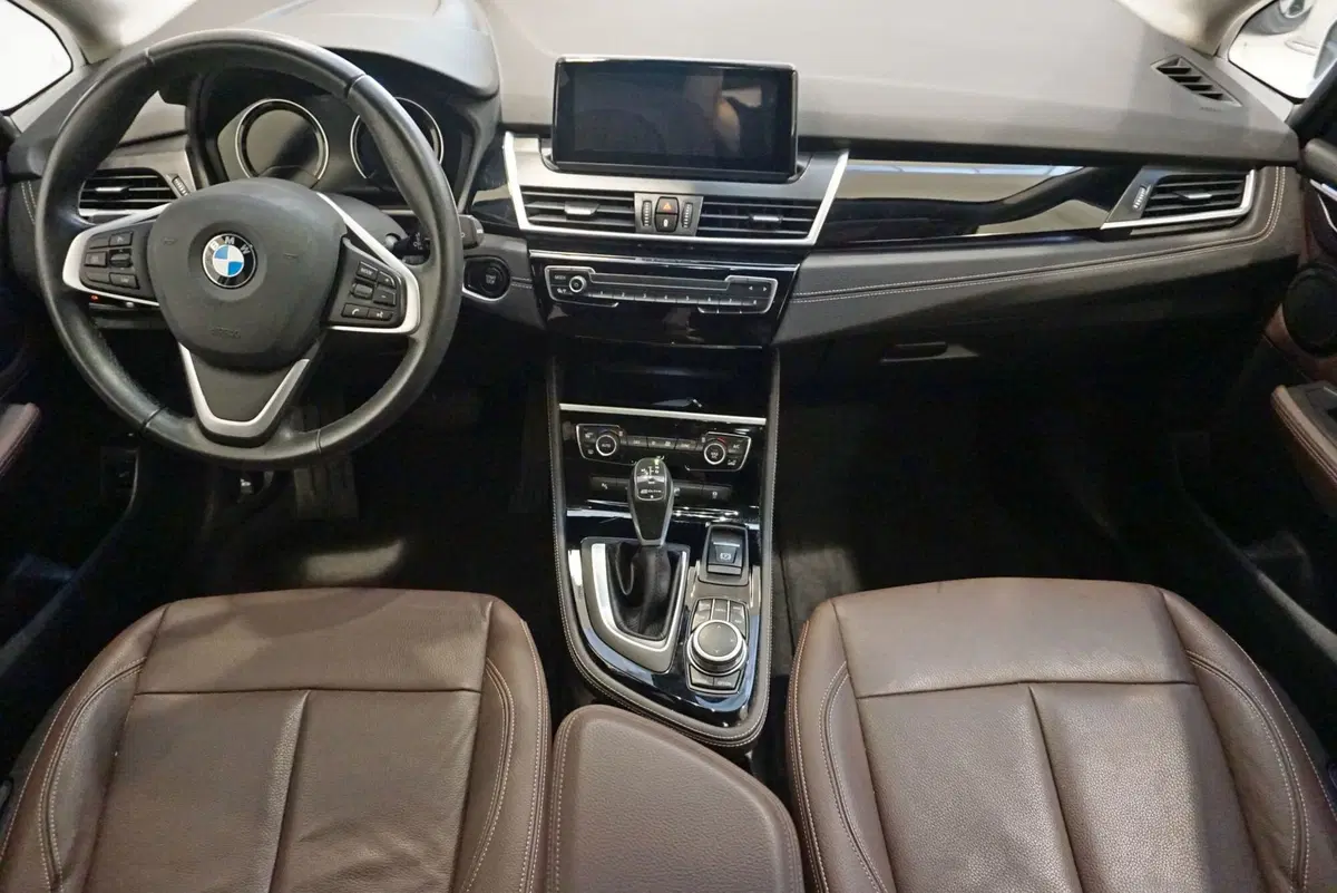 BMW Serie 2 Active Tourer usata a Pescara (11)