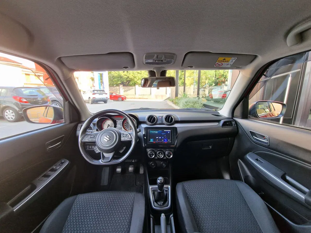 Suzuki Swift usata a Milano (8)