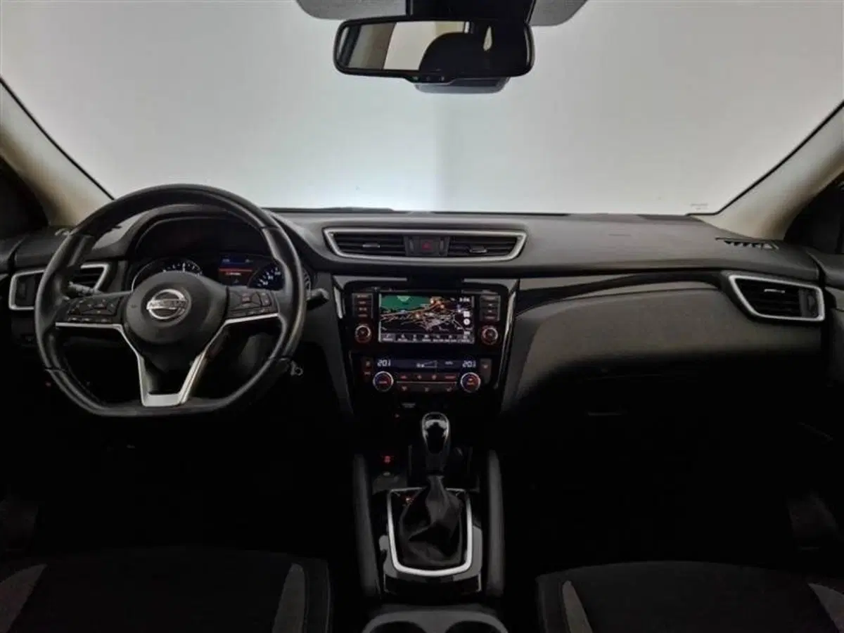 Nissan Qashqai usata a Macerata (8)