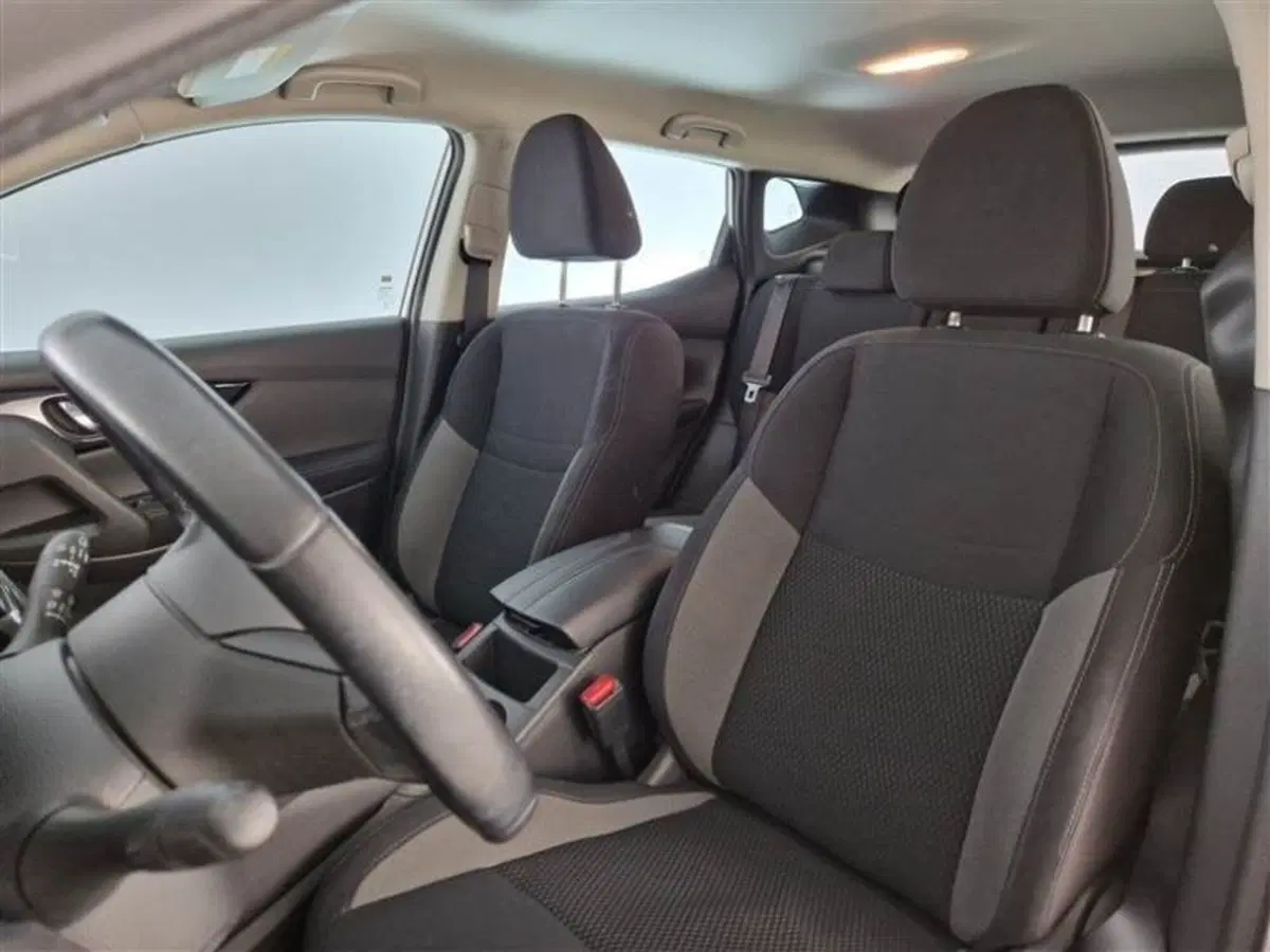 Nissan Qashqai usata a Macerata (9)