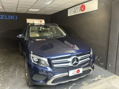 Mercedes-Benz GLC Coupé 300 e 4Matic Plug-in hybrid Coupé Business del 2018 usata a Milano