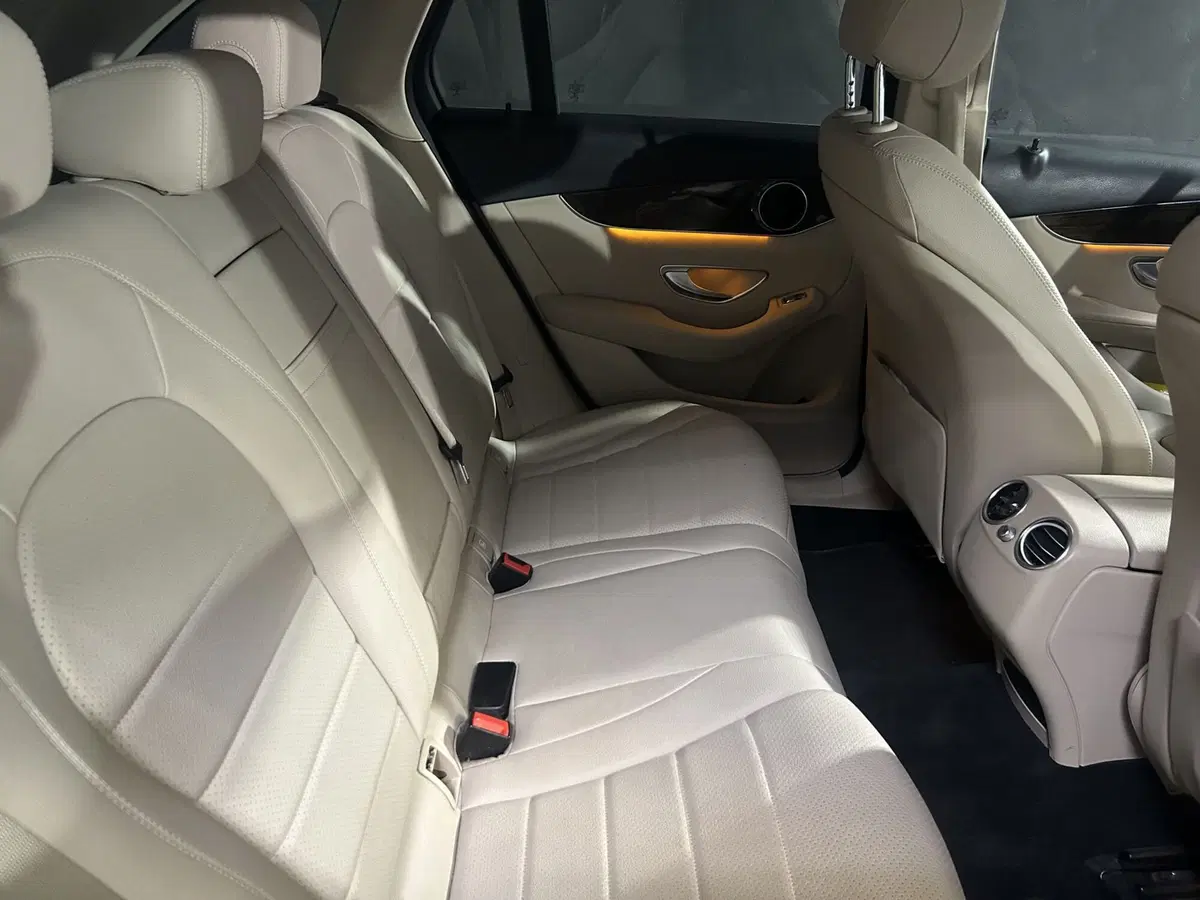 Mercedes-Benz GLC Coupé usata a Milano (6)