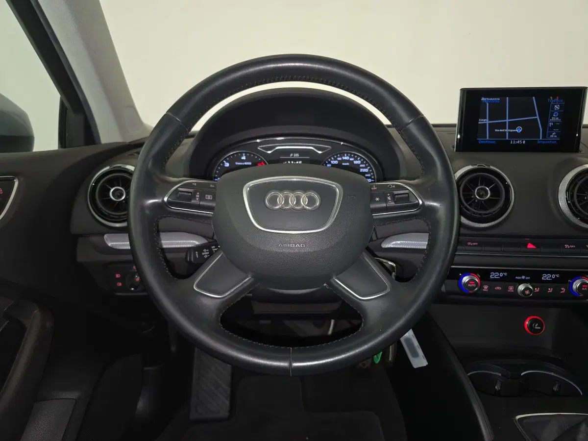 Audi A3 Sedan usata a Alessandria (9)