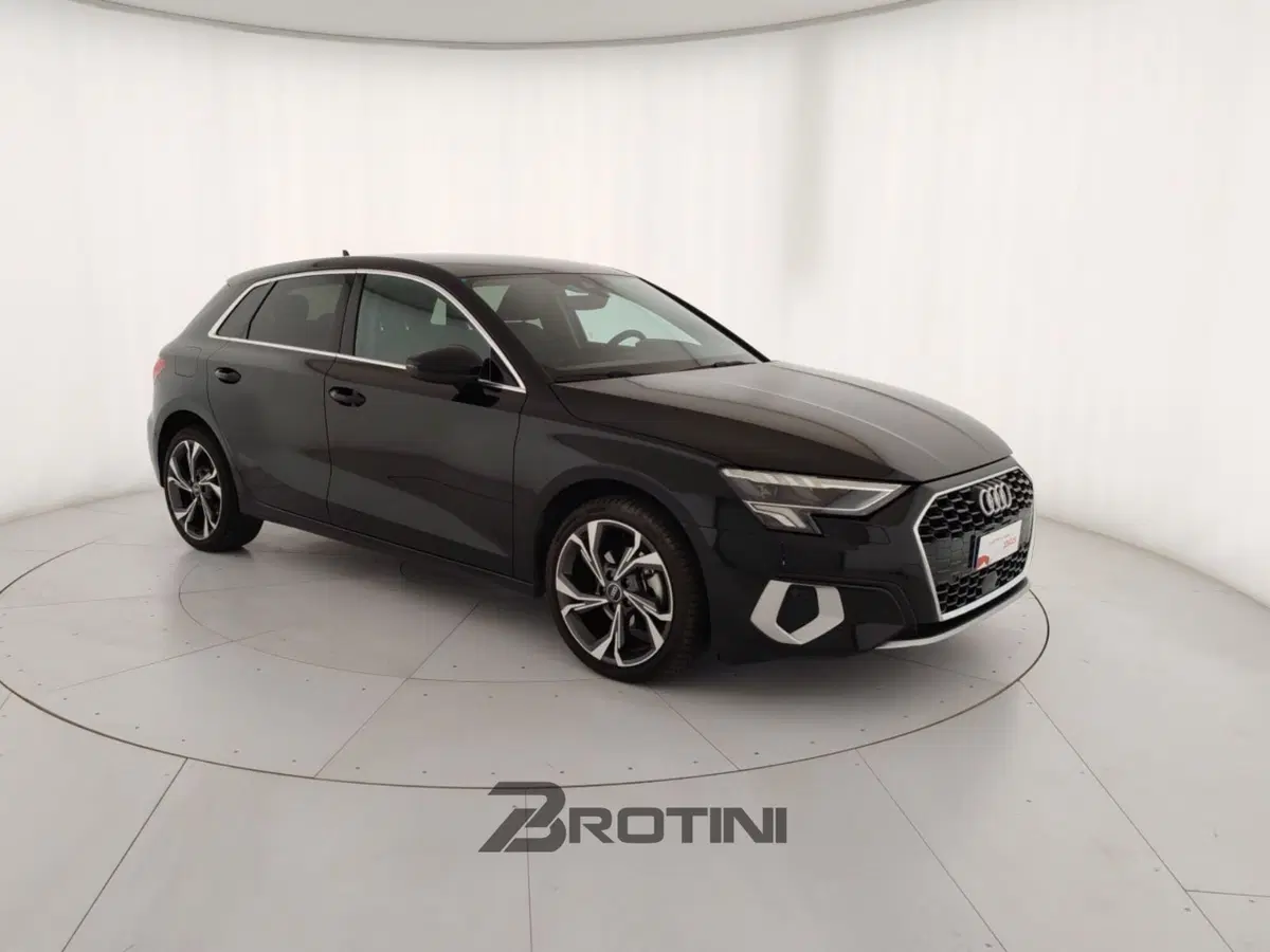 Audi A3 Sportback usata a Massa-Carrara (4)