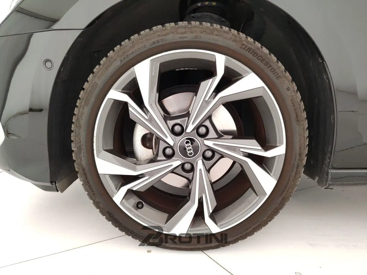 Audi A3 Sportback usata a Massa-Carrara (6)