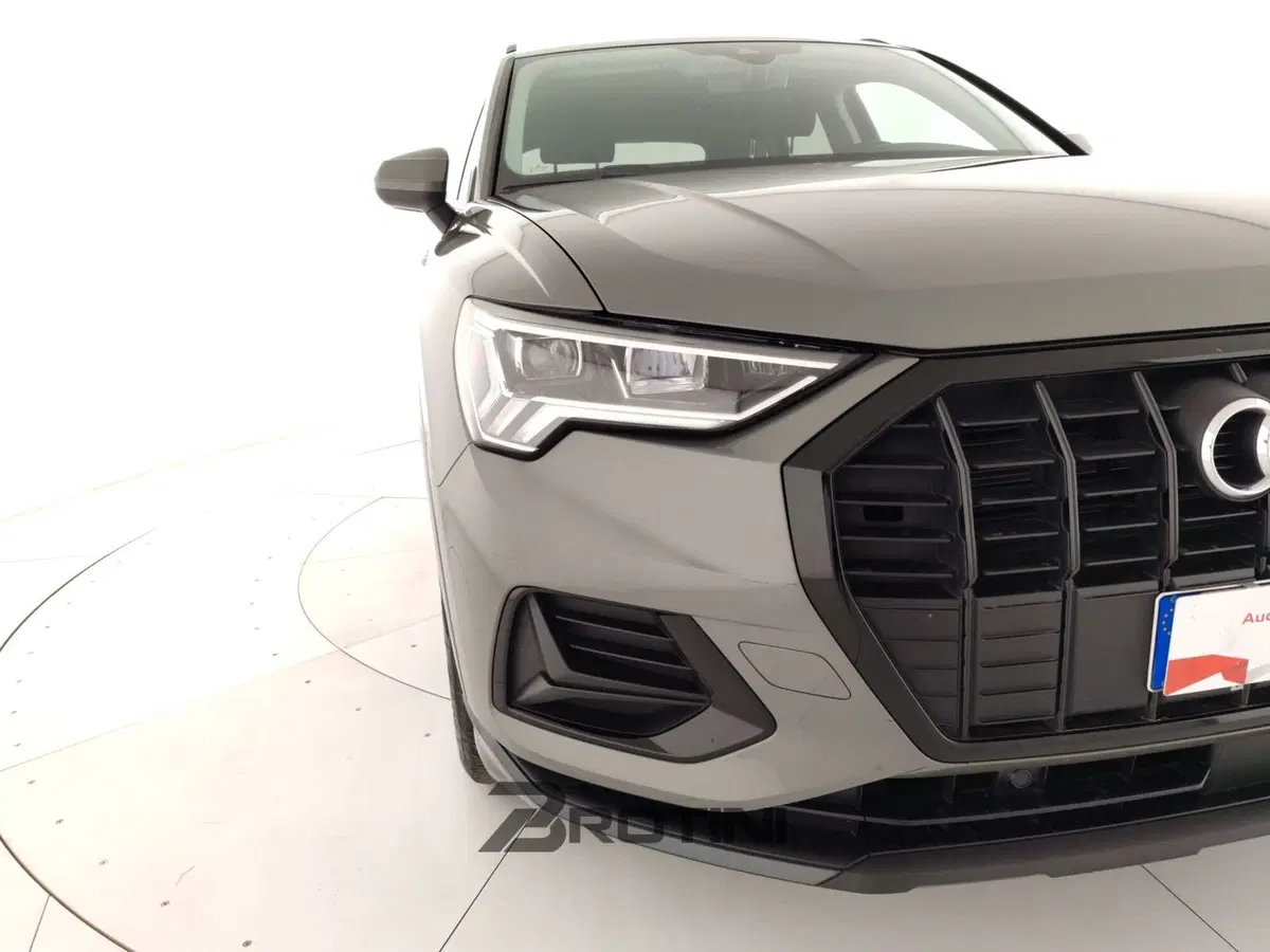 Audi Q3 usata a Massa-Carrara (5)