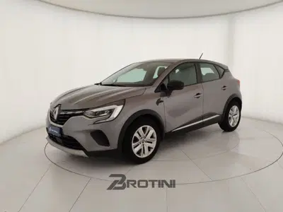 Renault Captur TCe 100 CV GPL FAP Zen del 2020 usata a Massa