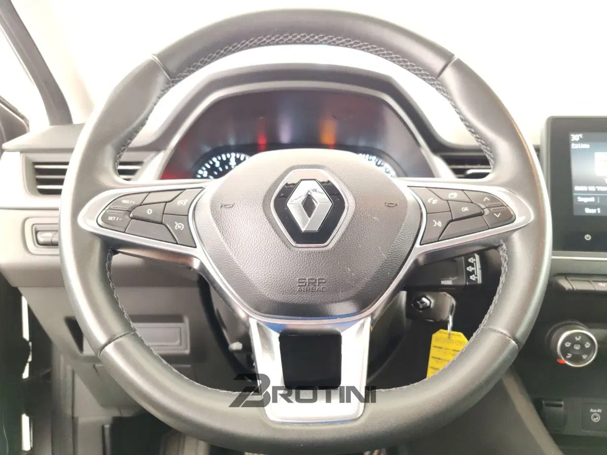 Renault Captur usata a Massa-Carrara (12)
