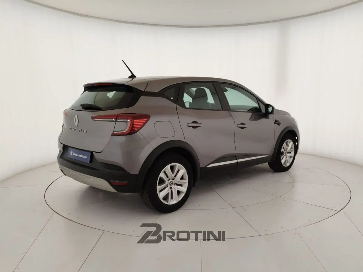 Renault Captur usata a Massa-Carrara (2)