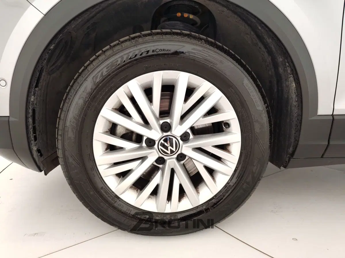 Volkswagen T-Roc usata a Massa-Carrara (6)