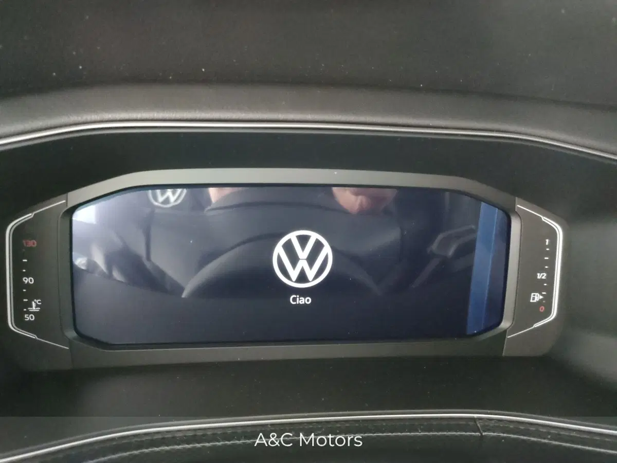 Volkswagen T-Cross nuova a Napoli (15)
