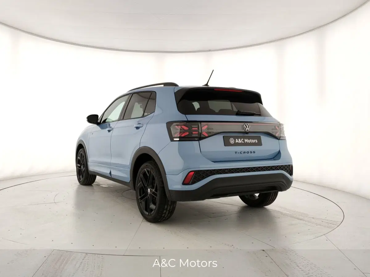 Volkswagen T-Cross nuova a Napoli (3)