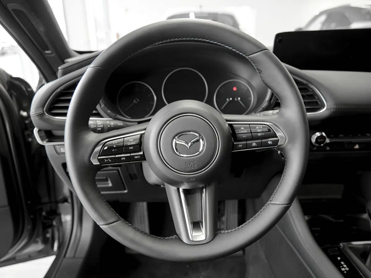 Mazda Mazda3 Hatchback nuova a Prato (6)