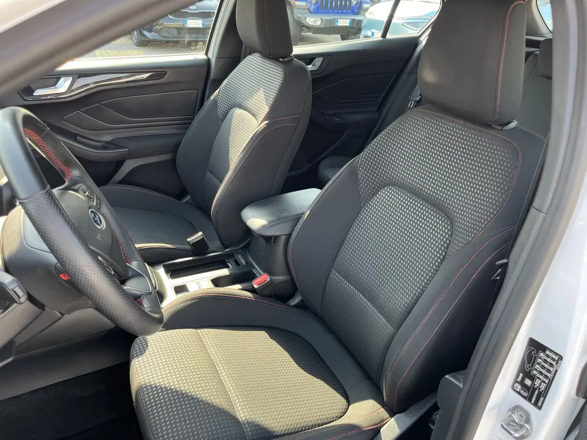 Ford Focus usata a Biella (8)
