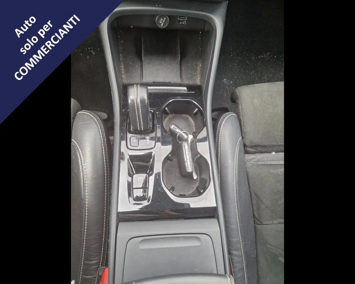 Volvo XC40 usata a Ravenna (12)