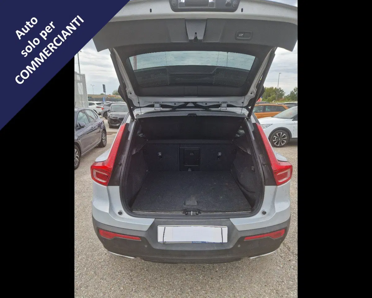 Volvo XC40 usata a Ravenna (7)