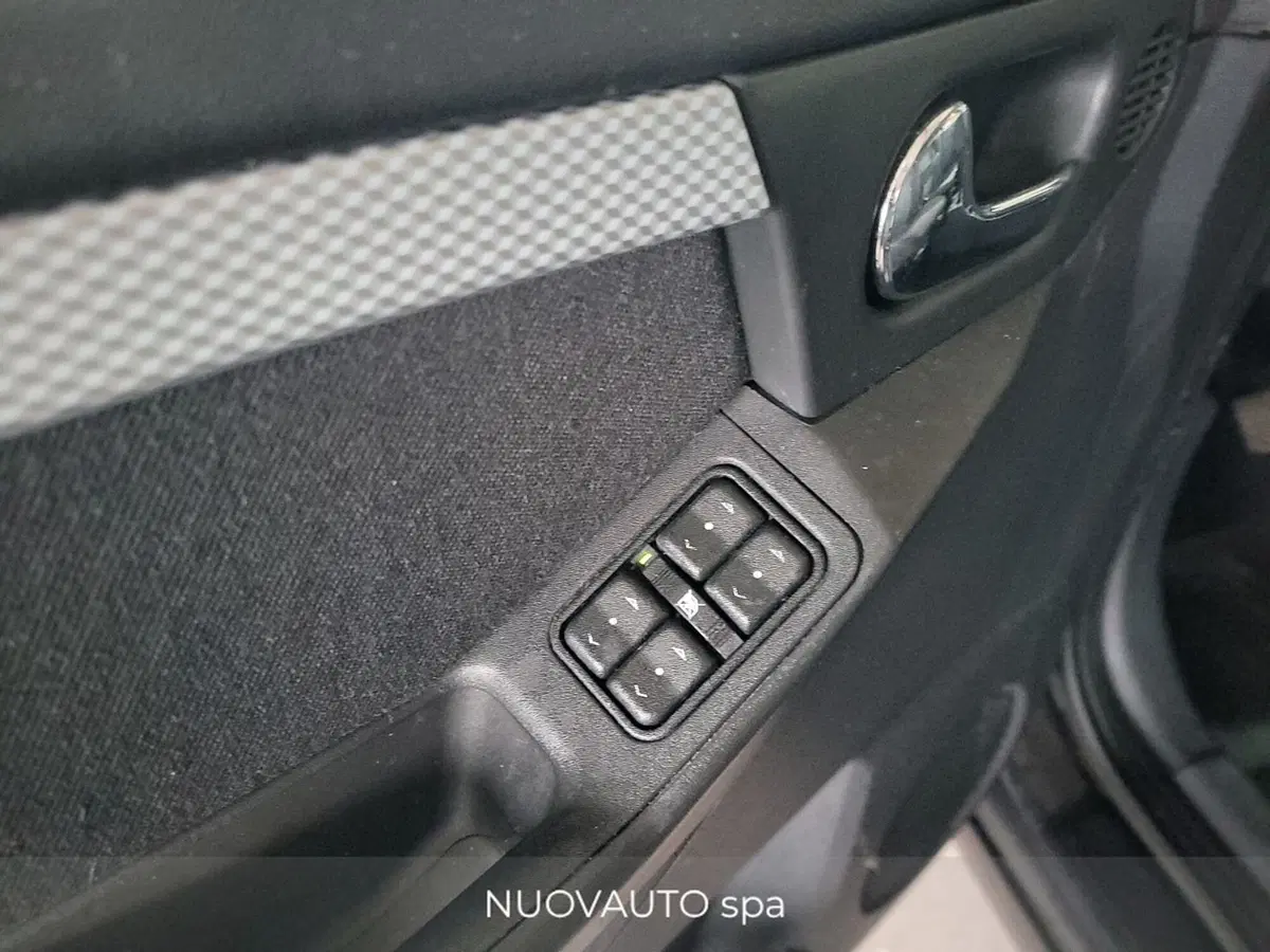 Opel Meriva usata a Arezzo (13)